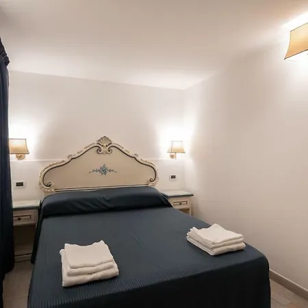 Apartman San Marco 1658 *