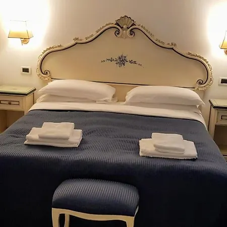 Apartman San Marco 1658 *